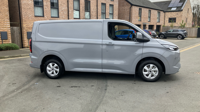 Ford Transit Custom E-320 L1 Rwd 100kW 65kWh H1 Van Limited Auto